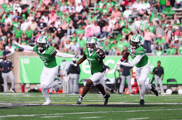 Defense delivers, Del Rio-Wilson sharp as Marshall dominates Old Dominion, 48