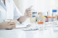 Procesaron a una farmacéutica y un médico por defraudar al PAMI con la emisión de recetas apócrifas
