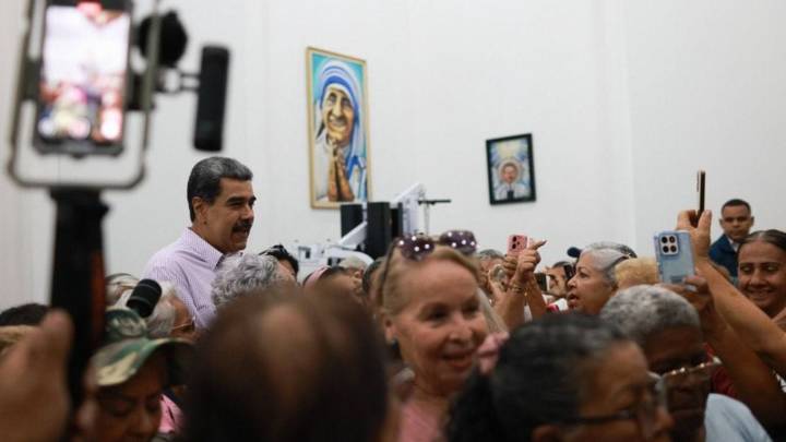 Maduro entrega residencia oficial La Viñeta a la Gran Misión Abuelas y Abuelos de la Patria