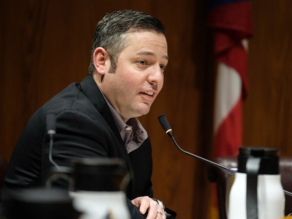 Toledo City Council fills vacant seat, elects president