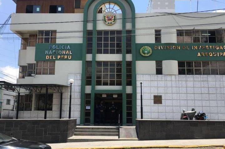 AREQUIPA: Investigan a dos escolares por presunta extorsión a sus compañeros en colegio de Paucarpata