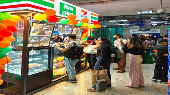 Commuters can now shop from 7-Eleven stores at four Mumbai Metro