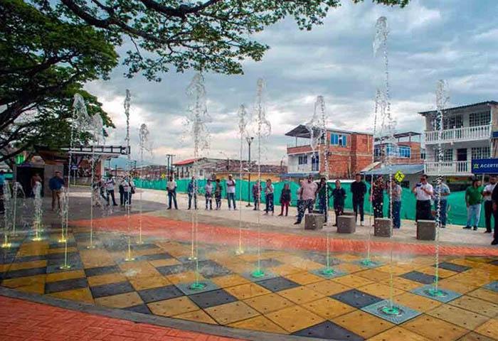 Mincit entrega la plazoleta regional de la paz en Miranda, Cauca