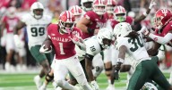 Mendoza throws four TD passes and No. 3 Indiana overwhelms Michigan State 38