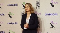 Protestas de normalistas llegan hasta el FICM: alfombra roja por películas Jodie Foster tuvo que retrasarse