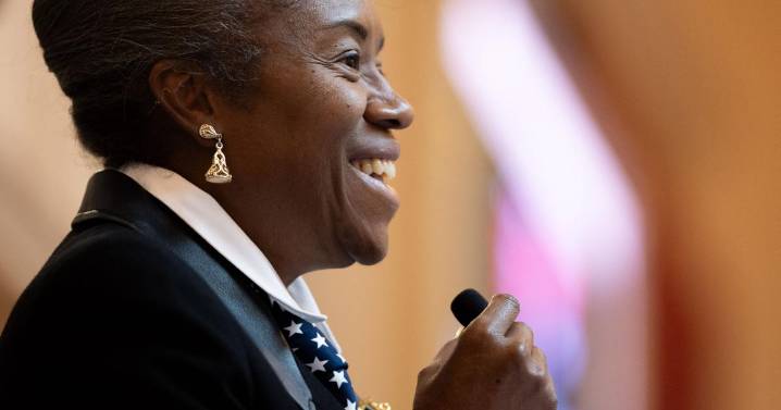 Debate over energy costs fuels clear divide in New Jersey and Virginia governor's races