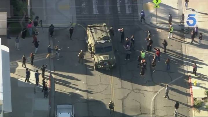 Federal agents confronted by protesters in Oxnard during possible immigration raid