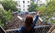 Cristina Kirchner criticó el vínculo del Gobierno con Estados Unidos: "Es Bessent o Perón"