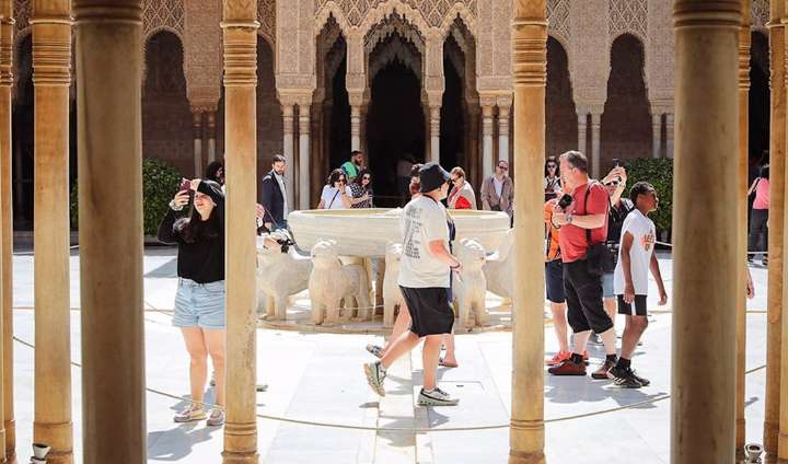 Hoteles de Granada prevén superar el 81% de ocupación en el puente de octubre