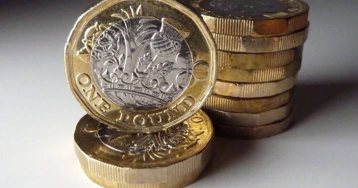 Banking fraud expert shares one thing you should 'never do' to keep money safe