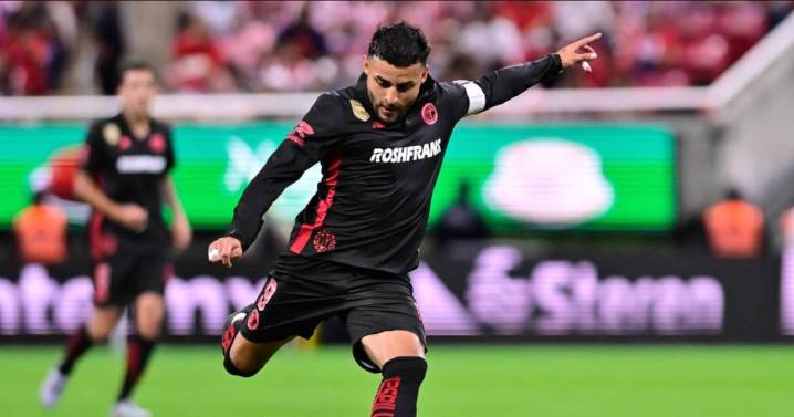 ¡Alerta en Toluca! Alexis Vega podría abandonar a los Diablos para reencontrarse con un viejo conocido
