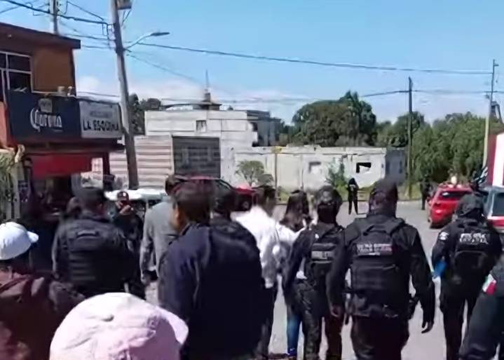 Rechazan pobladores de Xoxtla dialogo con diputada, Angélica Alvarado y sub secretario de Desarrollo Político, Rodolfo Huerta