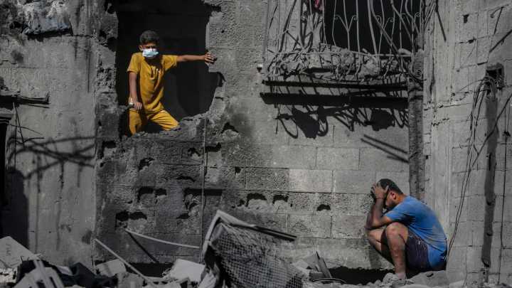 Israel y Hamás se acusan mutuamente de sabotear la tregua y el plan de paz para Gaza, tras ataque ordenado por Netanyahu que deja más de 100 muertos