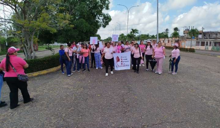 Uracoa cerró con éxito actividades por el «Mes Rosa»