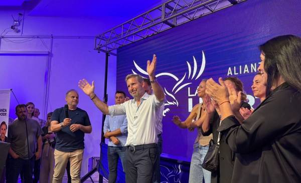 Frigerio analiza cambios en su equipo y afina su sintonía con Nación