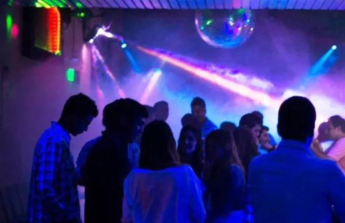 Detuvieron a mujer que robaba celulares un conocido boliche de la capital salteña