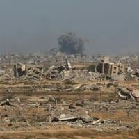Hostage families urge immediate end to Gaza war