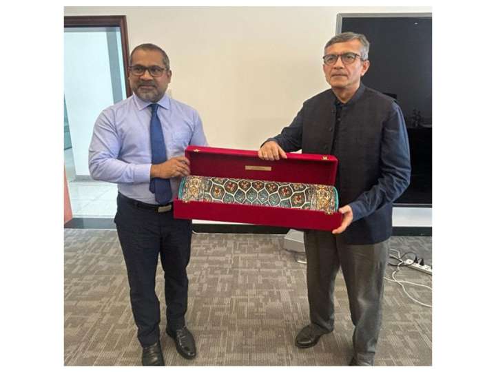 India, Maldives discuss ways to strengthen defence ties