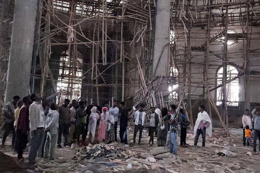 Derrumbe en iglesia en construcción en Etiopía causa muerte de por lo menos 25 personas