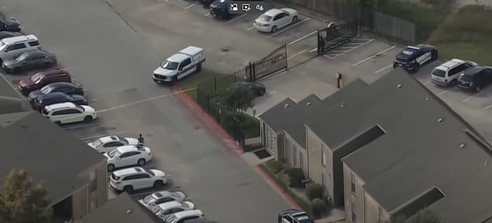 Man arrested, charged after 4-year-old boy accidentally shoots himself in head in SE Houston apartment