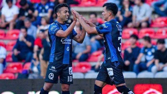 Querétaro propina voltereta a Puebla y alarga su mal momento