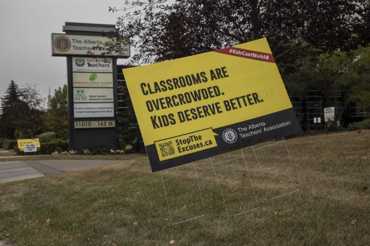 Applications for Alberta school strike payments open today