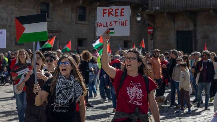 La masacre en Gaza moviliza a los gallegos y reajusta el tablero político