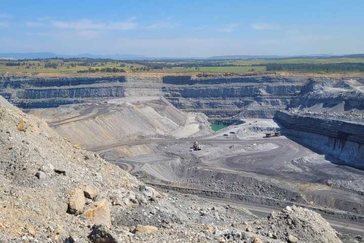Rix’s Creek miners strike for fair deal on accident pay