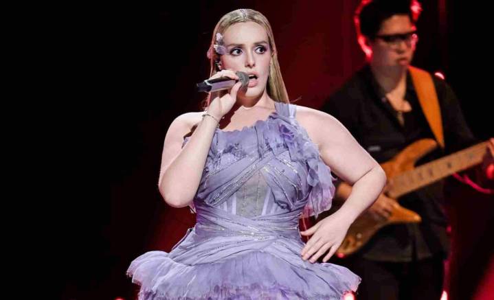 Who Is Performing National Anthem Before Lions vs. Chiefs? Grace Kinstler’s Salary, Net Worth & More