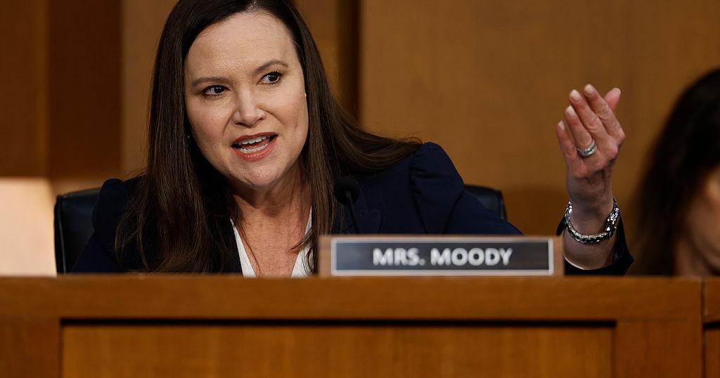 Ashley Moody is vulnerable on Obamacare tax credits