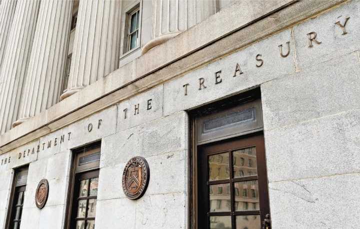 EU sanciona a red de tráfico de personas que opera en Cancún