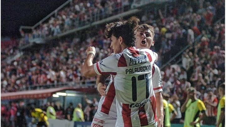 Unión goleó a Defensa y Justicia y quedó segundo en la Zona A del Torneo Clausura
