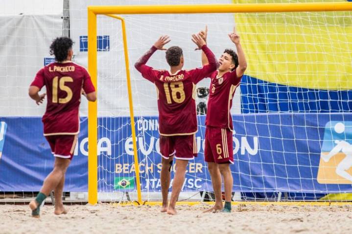 Venezuela le ganó a Colombia en duelo sub 20 de la Liga Evolución de Fútbol Playa