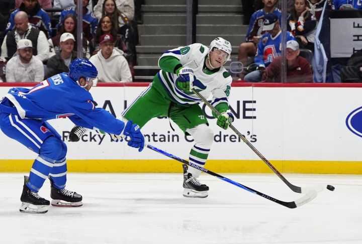 Avalanche rally in 3rd, but Hurricanes prevail in shootout - The Rink Live | Coverage of youth, junior, high school and college hockey