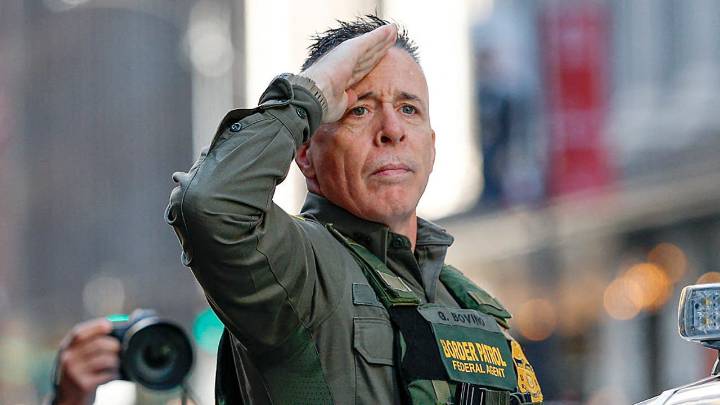 Border Patrol chief fires back after Chicago mayor calls him 'barbaric' over tear gas clash