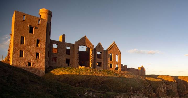 The creepy Scottish castle said to have inspired Bram Stoker's Dracula
