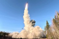 Realiza Rusia entrenamiento con armas nucleares tras posponer reunión entre Putin y Trump