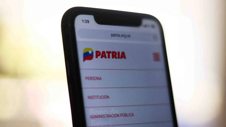 Inicia pago del Ingreso Contra la Guerra Económica a pensionados
