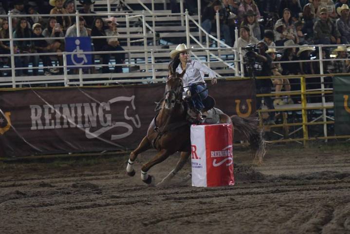 Con un cierre espectacular, la chihuahuense Luisa Herrera conquista el Nacional de Barriles en el Rodeo Saltillo