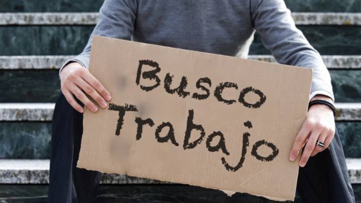 Casi 300 mil personas pidieron el seguro de desempleo desde la asunción de Javier Milei