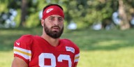 This Chiefs tight end has been nominated for the NFL’s Salute to Service Award
