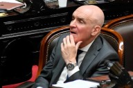 Tras la renuncia de Espert, el Gobierno pidió a la Justicia reimprimir las boletas