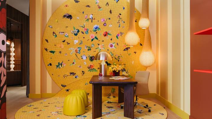 Lumens debuts its first-ever showroom, Perigold heads to Palm Beach and more