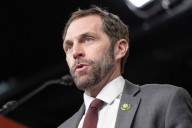 Demócratas califican de “asesinatos” los ataques contra supuestas narcolanchas en el Caribe