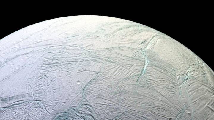 Una luna de Saturno podría albergar condiciones adecuadas para la vida