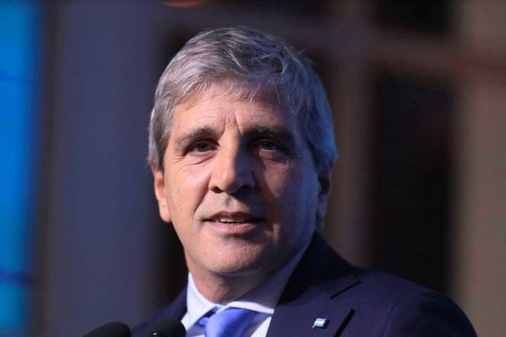 “Incumplimiento de la ley”. Fuerte advertencia de empresas de biodiésel a Luis Caputo por una millonaria pérdida