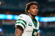Jets Clock Management Issues Sparks Heated Garrett Wilson Exchange