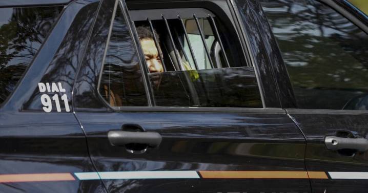 Last of 10 New Orleans jail escapees from May is captured under a house in Atlanta