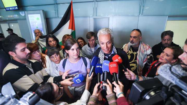 Los activistas de la segunda flotilla de Gaza reivindican el éxito de su misión a su llegada a España