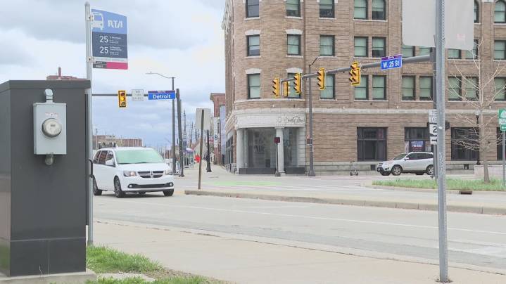 Cleveland man sentenced to prison for kidnapping, attacking woman with box cutter at Ohio City bus stop